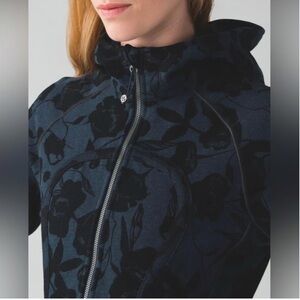 Lululemon Athletica Flat Inky Floral Heathered Inkwell Deep Coal Jacket 4